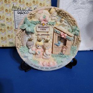 Precious Moments Nativity Plate w/Hinged Door
